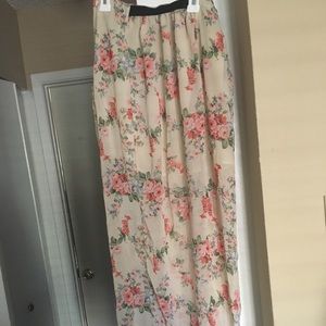 Mesh floral skirt